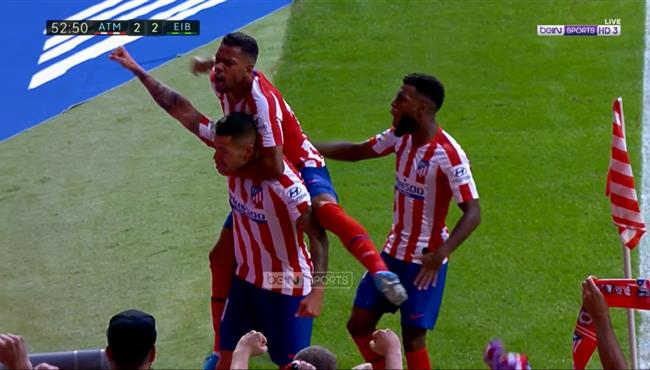 اهداف مباراة اتلتيكو مدريد وايبار 3 2 الدوري الاسباني