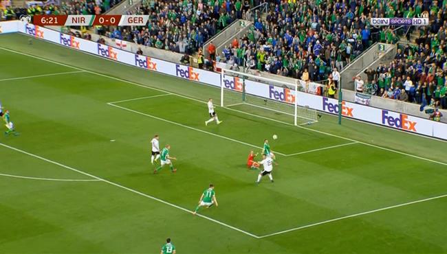 تصدي رائع من نوير في مباراة المانيا وايرلندا الشمالية بتصفيات امم اوروبا