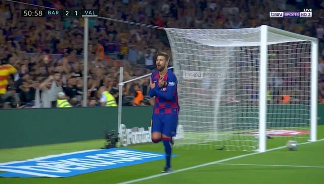 هدف برشلونة الثالث في مرمي فالنسيا بيكيه