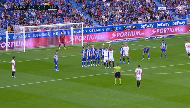 هدف اشبيلية الاول الرائع في مرمي ديبورتيفو ألافيس