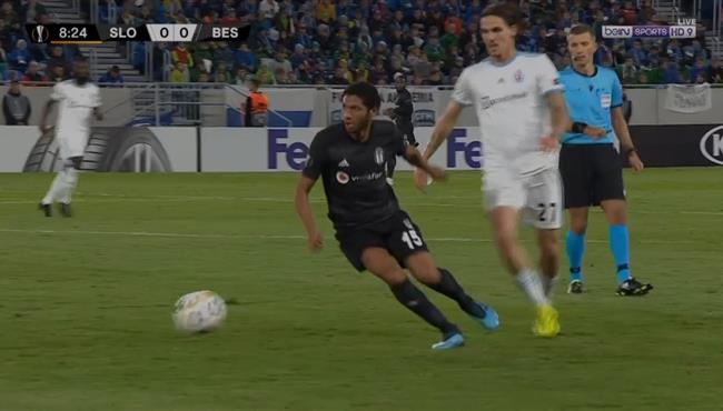 ملخص لمسات محمد النني في مباراة بشكتاش وسلوفان براتيسلافا بالدوري الاوروبي