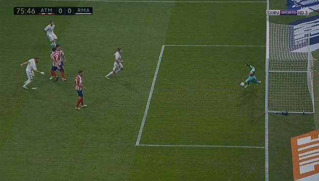 تصدي أوبلاك الم ذهل لرأسية بنزيما في مباراة ريال مدريد واتلتيكو مدريد