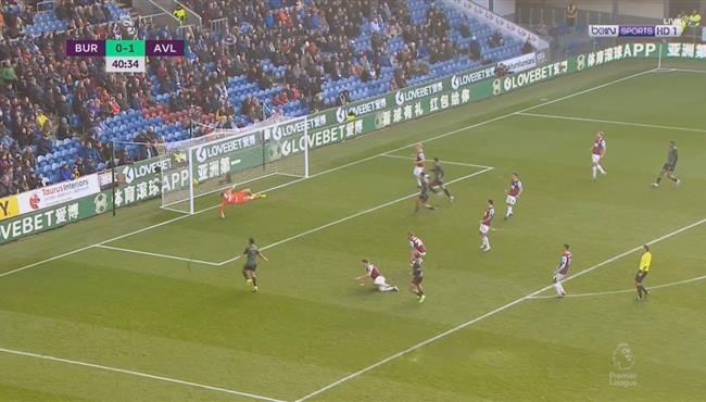 هدف استون فيلا الثانى الرائع فى مرمى بيرنلي 2 0 الدوري الانجليزي