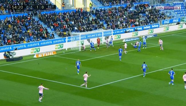 اهداف مباراة ريال بيتيس وديبورتيفو الافيس 1 1 الدوري الاسباني