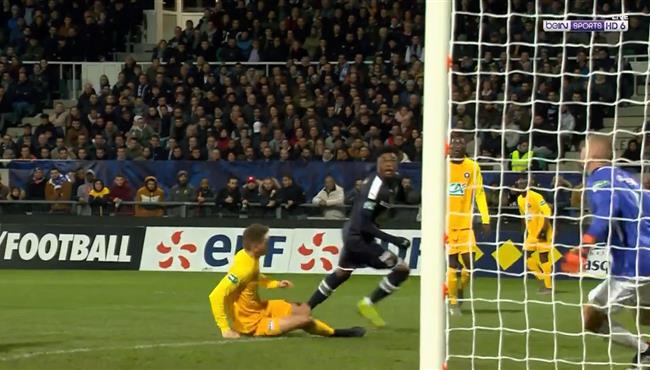 هدف رائع في مباراة بوردو وباو بكاس فرنسا