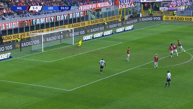 دوناروما ينقذ مرمي ميلان من هدفين محققين في دقيقه واحدة