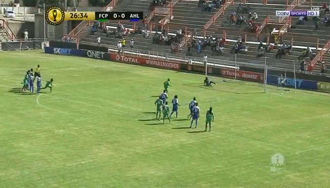 لاعب بلاتينيوم يهدر ركلة جزاء بطريقة غريبه امام الهلال في دوري ابطال افريقيا