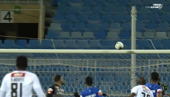 العارضة تحرم دانيلو اسبريا من تسجيل الهدف الاول في مرمي الهلال