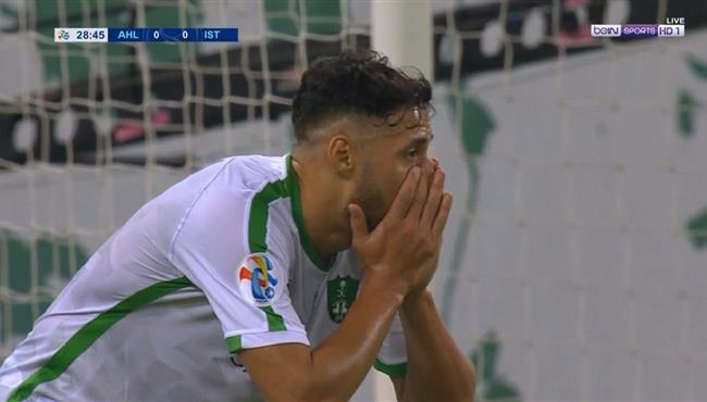 يوسف البلايلي يهدر فرصة هدف محقق للاهلي امام استقلال دوشنبه