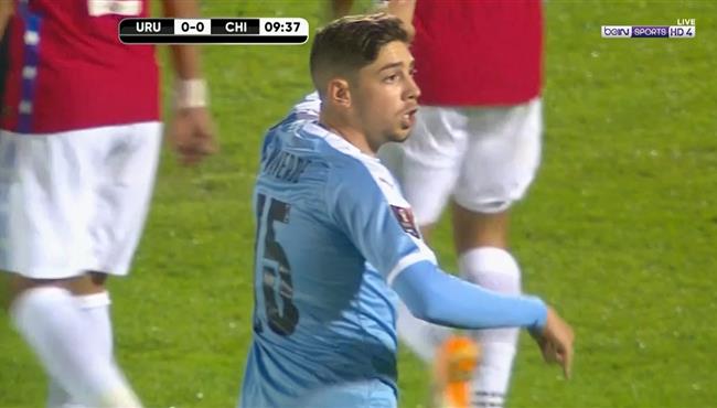 العارضة تحرم فالفيردي من تسجيل هدف لاوروجواي امام تشيلي