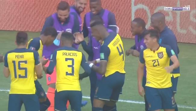 هدف رائع للأكوادور في مرمي اوروجواي بتصفيات كأس العالم