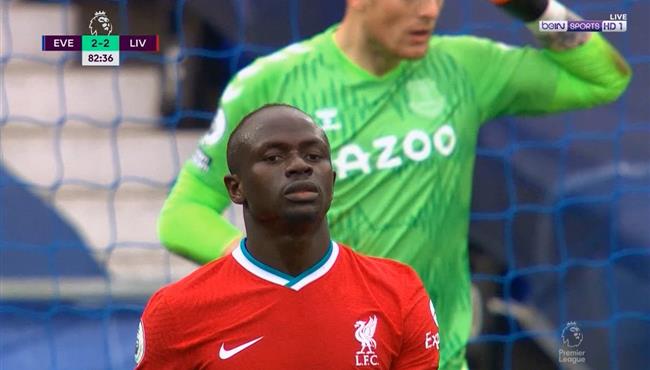 ماني يهدر فرصة هدف ثالث محقق لليفربول امام ايفرتون