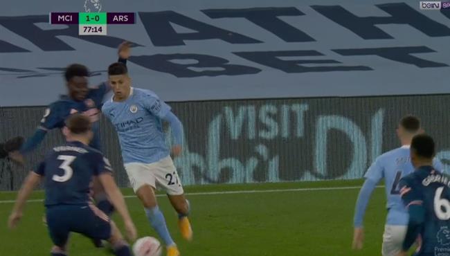 كانسيلو يتلاعب بتيرني في مباراة مانشستر سيتي وارسنال
