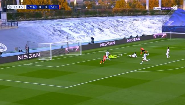 كورتوا ينقذ ريال مدريد من انفراد امام شاختار بدوري ابطال اوروبا