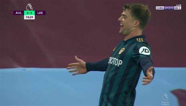 هاتريك بامفورد فى مباراة ليدز واستون فيلا بالدروي الانجليزي