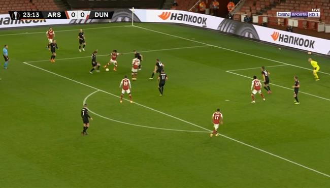 رييس نيلسون يهدف فرصه خطيرة بعد مراوغه النني للاعب دوندالك