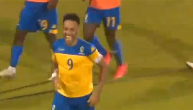 هدف اوبامايانج في مرمي جامبيا بتصفيات كاس امم افريقيا