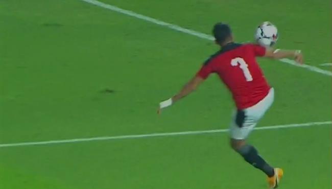 كنترول ومهارة رائعة من تريزيجيه في مباراة مصر وتوجو