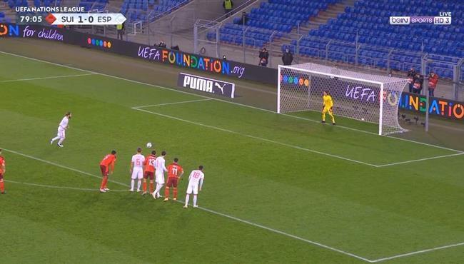 للمره الثانيه راموس يهدر ركله جزاء امام سويسرا