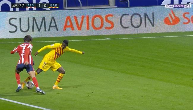 كوبري رائع من فيليكس لعثمان ديمبلي في مباراة برشلونة واتلتيكو مدريد