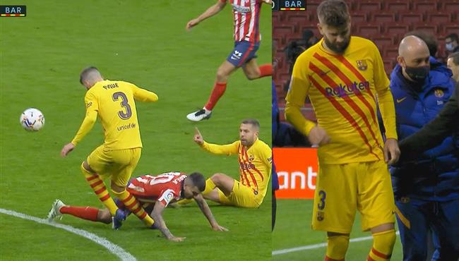 اصابة بيكيه وبكائه بعد خروجه في مباراة برشلونة واتلتيكو مدريد
