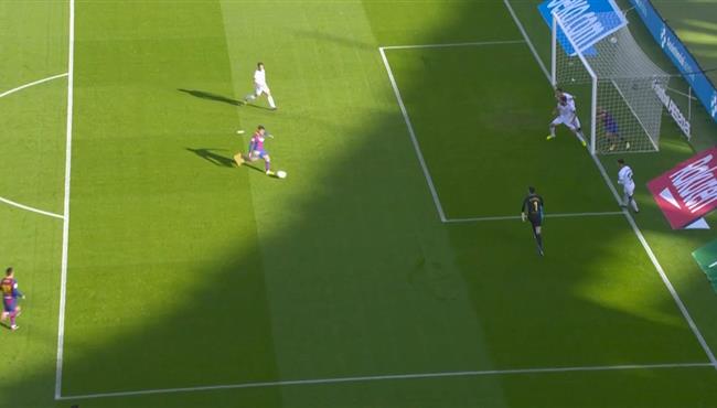 انقاذ مدافع اوساسونا الرائع يحرم كوتينيو من تسجيل هدف لبرشلونة