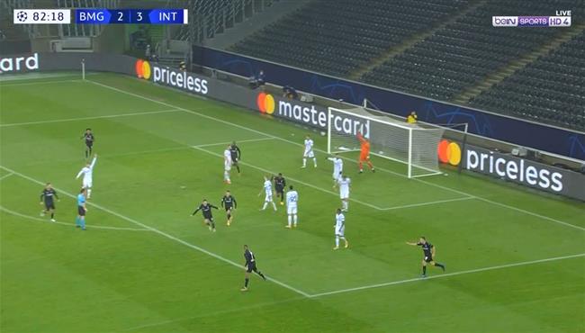 هدف بوروسيا مونشنجلادباخ الملغي في الوقت القاتل امام انتر ميلان