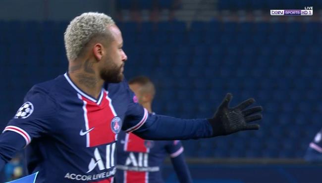 هدف نيمار الاول الرائع في مرمي باشاك شاهير بدوري ابطال اوروبا