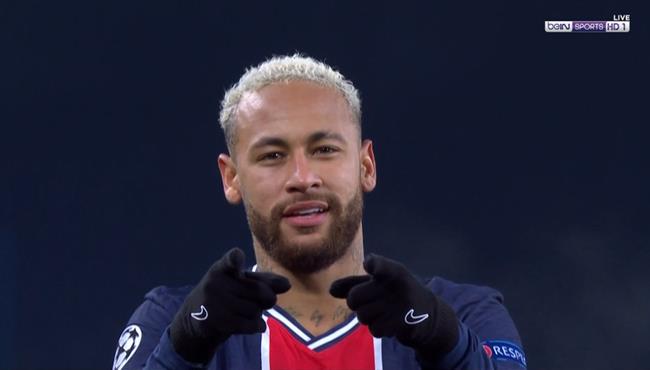 هدف نيمار الثالث في مرمي باشاك شاهير بدوري ابطال اوروبا