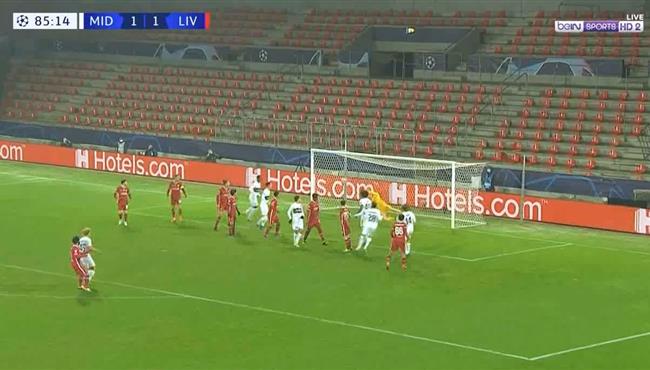 تصدي حارس ليفربول الرائع يحرم ميتلاند من تسجيل هدف