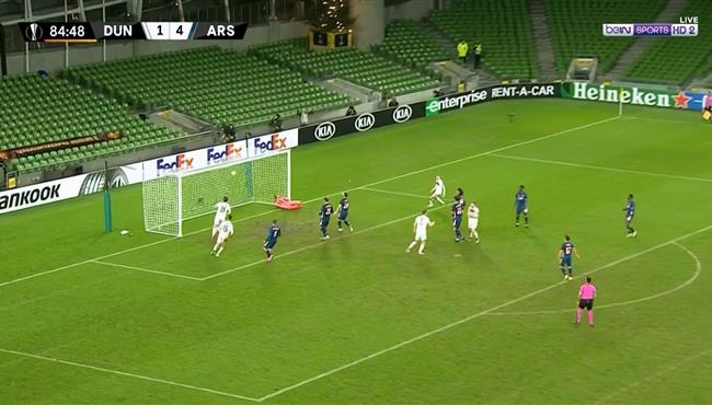 هدف دوندالك الثاني فى مرمي ارسنال 2 4 الدروي الاوروبي