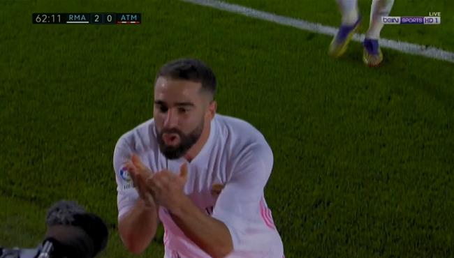 قذيفة لا ترد هدف كارفاخال الصاروخي في مرمي اتلتيكو مدريد