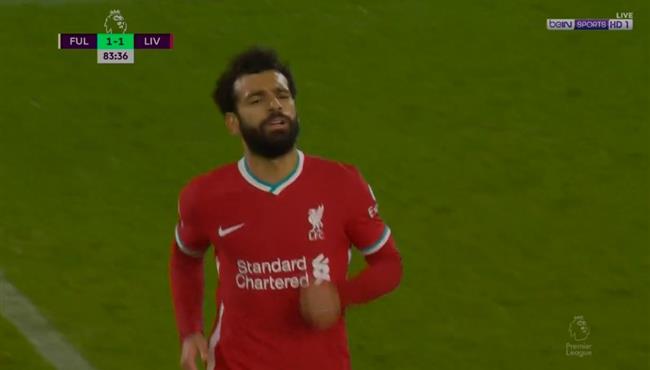 لحظة خروجه محمد صلاح وتبديلة في مباراة ليفربول وفولهام