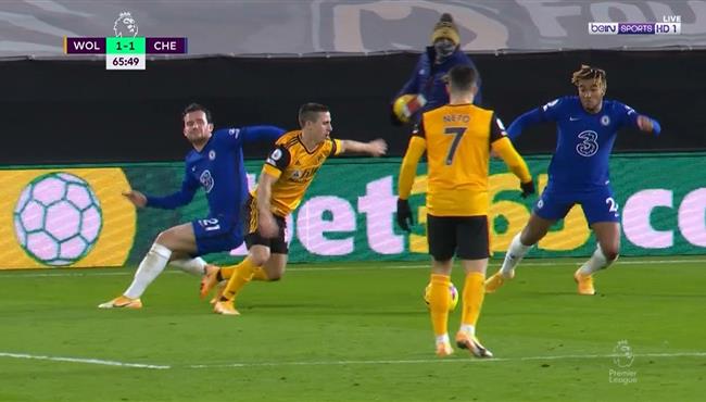 بودينسي يتلاعب بمدافعي تشيلسي ويسجل هدف رائع لولفرهامبتون