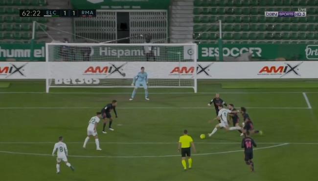 القائم يحرم لوكاس بويه من تسجل هدف رائع في مباراة ريال مدريد والتشي