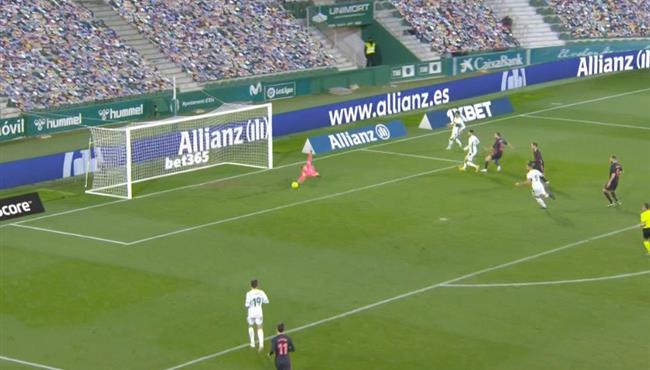 علي مرتين تألق حارس التشي يمنع ريال مدريد من تسجيل هدف محقق