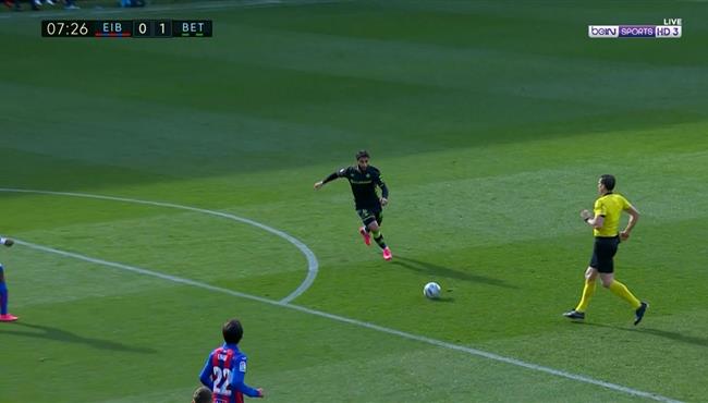 هدف نبيل فقير العالمي في مباراة ايبار وريال بيتيس بالدوري الاسباني
