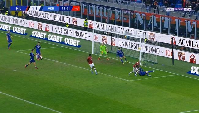 حارس مرمي هيلاس فيرونا والقائم يحرمان ميلان من تسجيل هدف الفوز القاتل