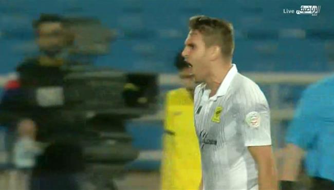 هدف الاتحاد الثاني في مرمي التعاون بالدوري السعودي