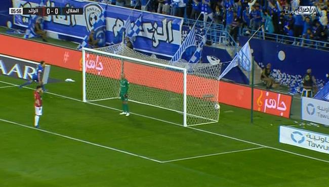 هدف الهلال الاول في مرمي الرائد كارلوس ادواردو