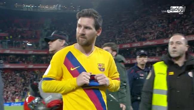 رد فعل ميسي بعد خسارة برشلونة من اتلتيك بلباو والخروج من كأس ملك اسبانيا