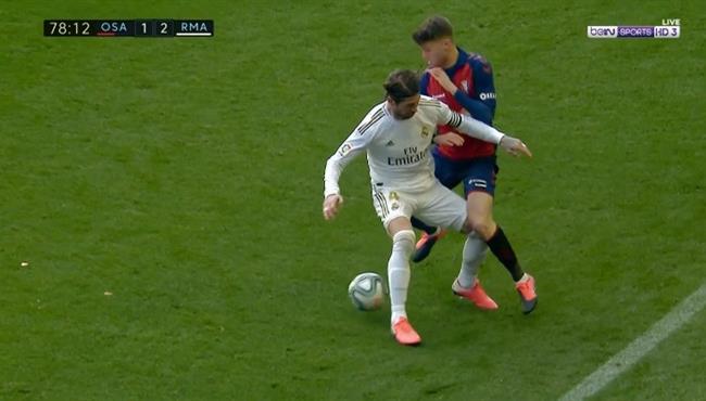 تدخل عنيف من راموس علي لاعب اوساسونا بالدوري الاسباني