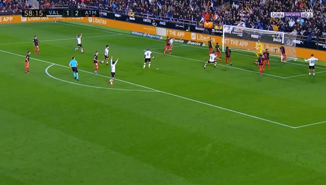 اهداف مباراة اتلتيكو مدريد وفالنسيا 2 2 الدوري الاسباني