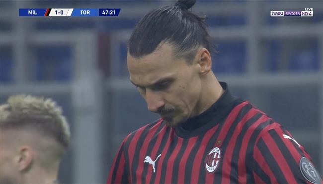 ابراهيموفيتش يهدر فرصة هدف محقق امام تورينو بالدوري الايطالي