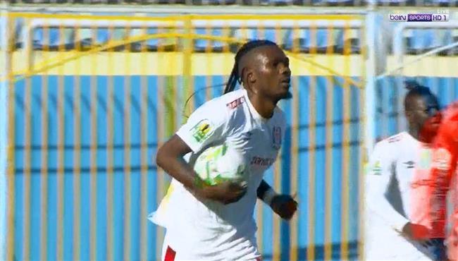 هدف زاناكو الاول في مرمي بيراميدز بعد خطأ فادح من المهدي سليمان وعلي جبر