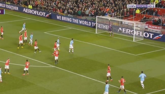 تصدي دي خيا الرائع ينقذ مانشستر يونايتد من هدف اول لـ مانشستر سيتي