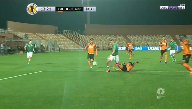 هل حرم الحكم المصري من ركلة جزاء امام نهضة بركان في الكونفيدرالية