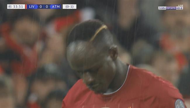 ماني يهدر فرصة هدف امام اتلتيكو مدريد بعد تمريرة محمد صلاح