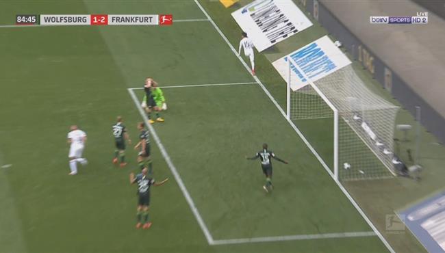 اهداف مباراة فولفسبورج وفرانكفورت 1 2 الدوري الالماني