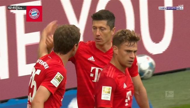 بعد جملة رائعة بايرن ميونخ يسجل هدف ثالث في مرمي فورتونا دوسلدورف بتعليق رؤوف خليف